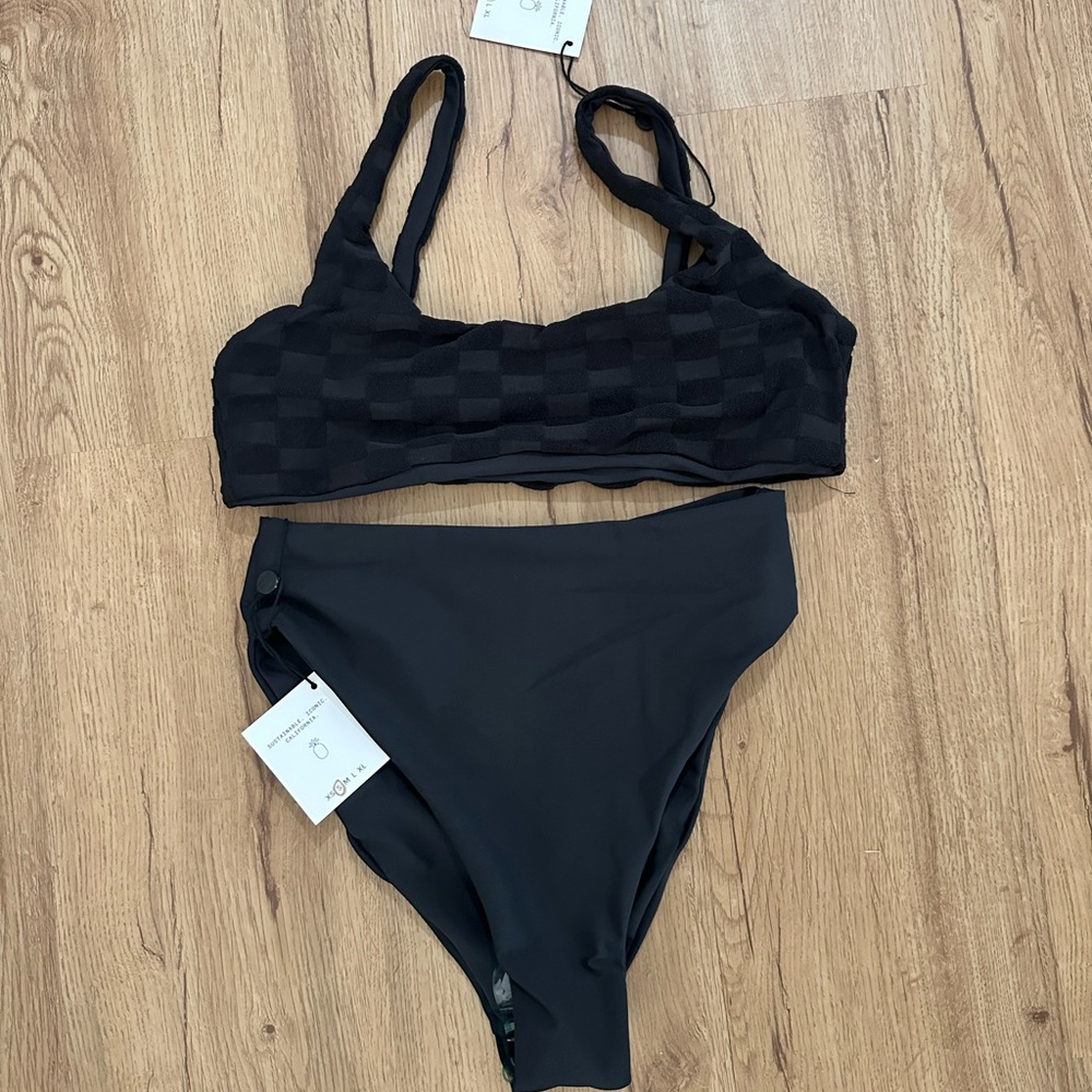 SKATIE SWIM